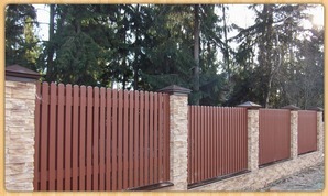 Колпаки и парапеты, лучшая защита Вашего забора